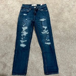 garage ripped mom jeans size 3* not size 4
